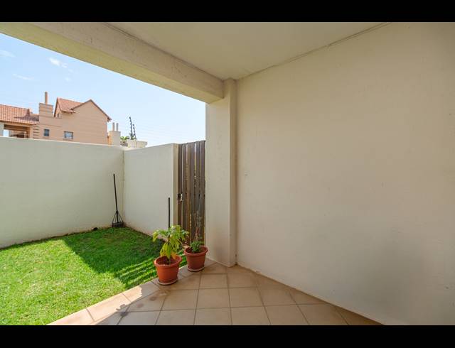 1 BEDROOM APARTMENT FOR SALE IN BLACKHEATH